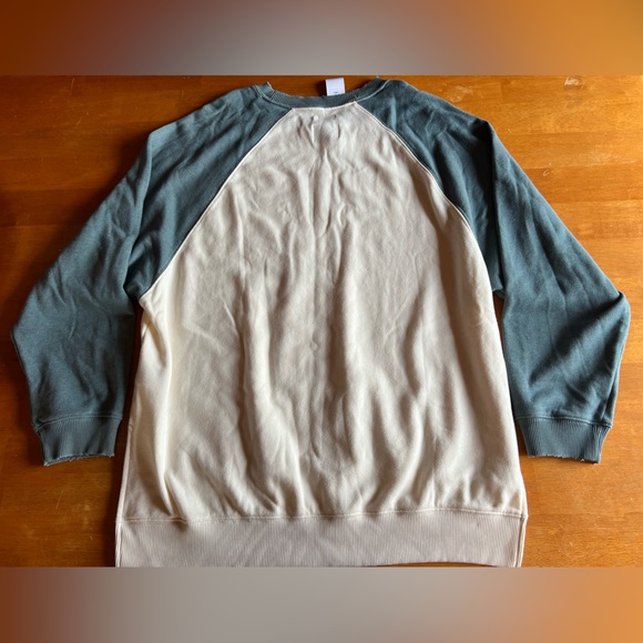 NWT’s Women’s Ahh-mazingly Soft Sweatshirt - Picture 3 of 3